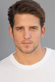 谢伊·巴克纳 Shea Buckner