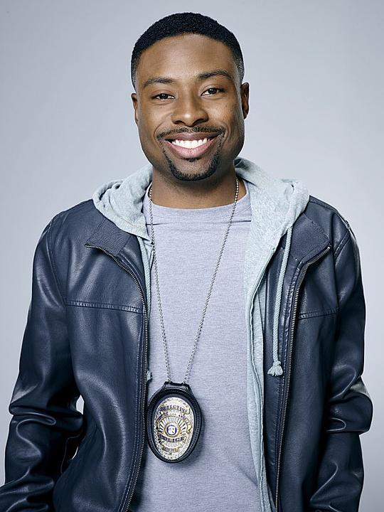 贾斯汀·海尔斯 Justin Hires