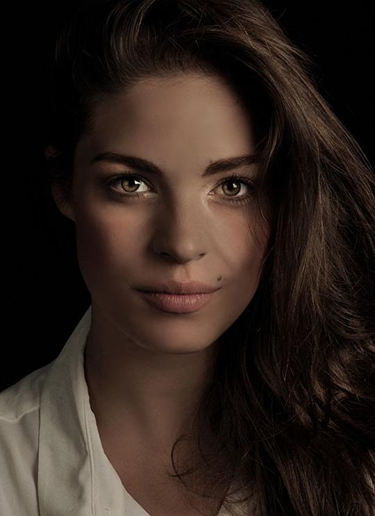 娜塔莉·玛杜诺 Natalie Madueño