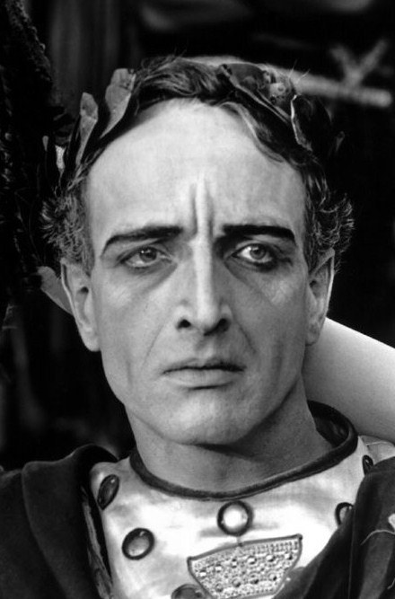 弗里兹·雷伯 Fritz Leiber