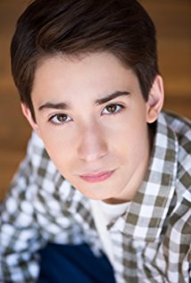 欧文·坦泽 Owen Tanzer