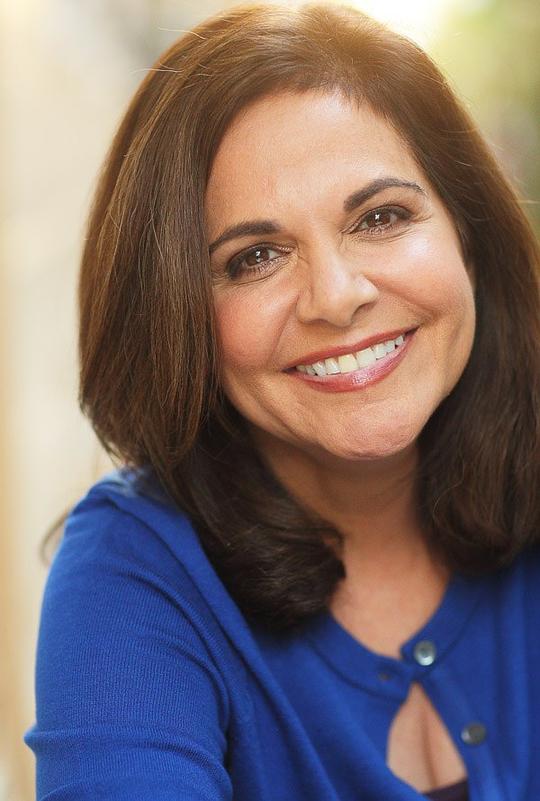 坎迪·米洛 Candi Milo