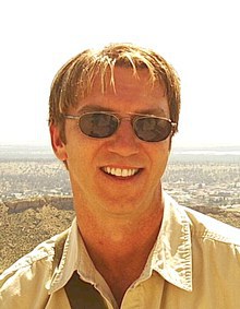 特伦斯·斯卡梅尔 Terrence Scammell