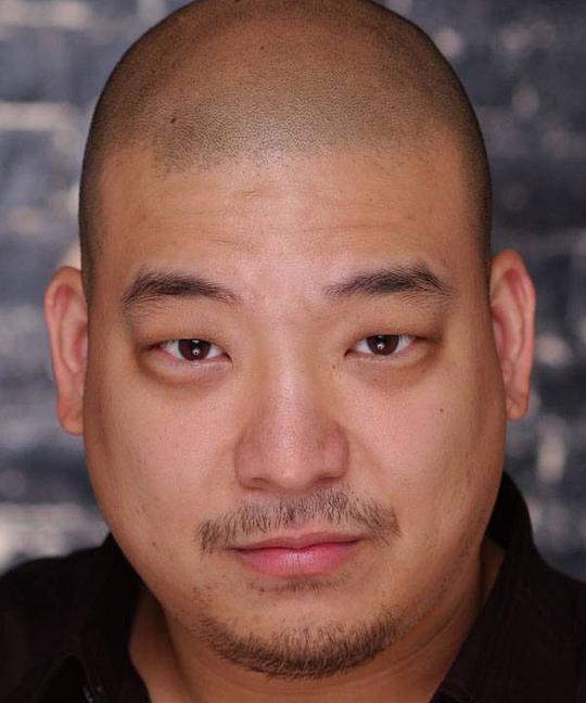 西蒙·殷 Simon Yin