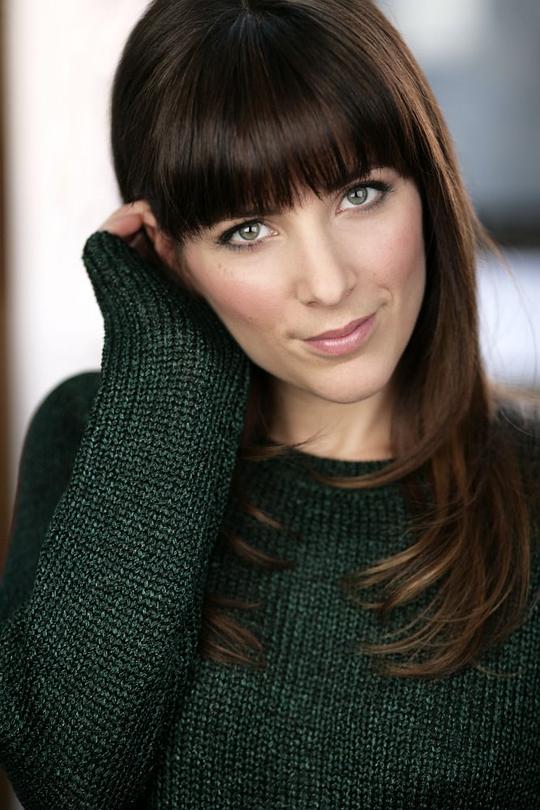 露西·波尔 Lucie Pohl