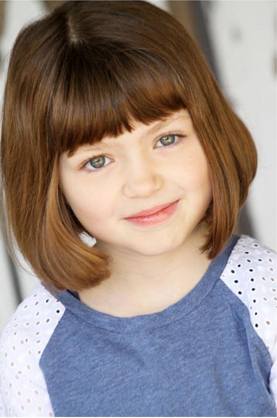 克莱尔·吉尔蕾 Claire Geare