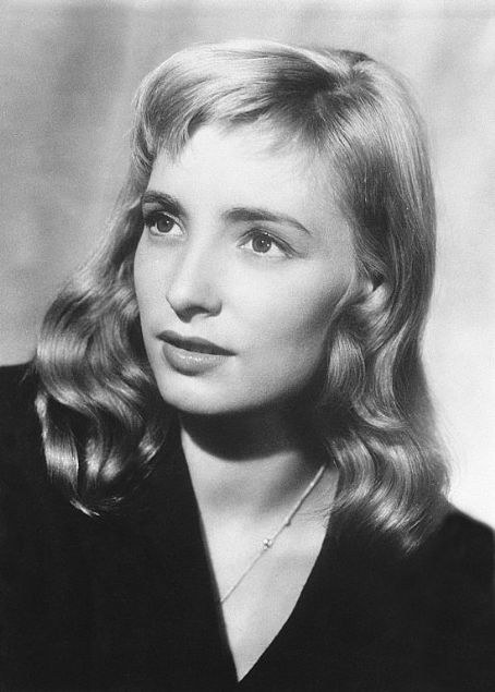 内莉·博尔若 Nelly Borgeaud