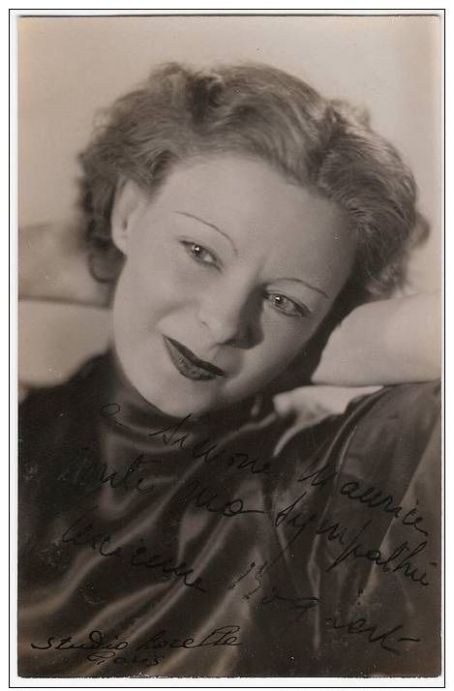 Lucienne Bogaert Lucienne Bogaert