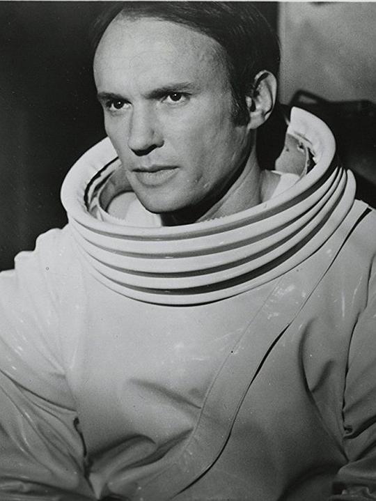 詹姆斯·奥尔森 James Olson