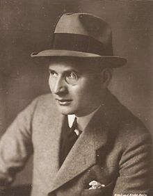 朱利叶斯·法尔肯施泰因 Julius Falkenstein