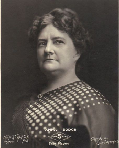 安娜·道奇 Anna Dodge