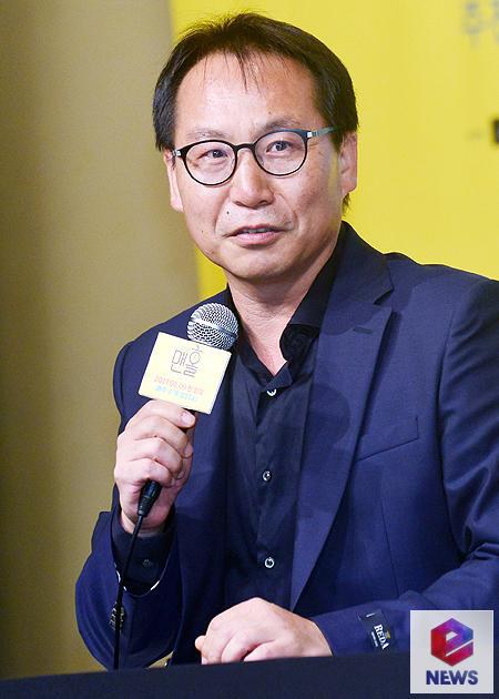 朴万英 Man-yeong Park