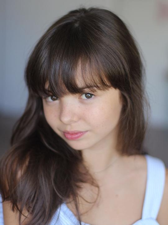 贾娅·卡尔塔吉罗内 Jaïa Caltagirone