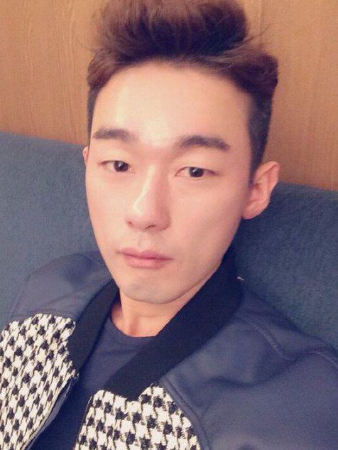 许志雄 Ji-woong Heo