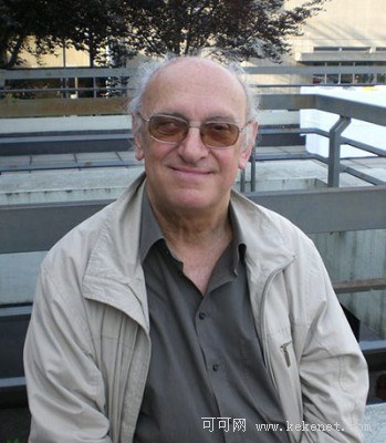 帕特罗斯·马可瑞斯 Petros Markaris