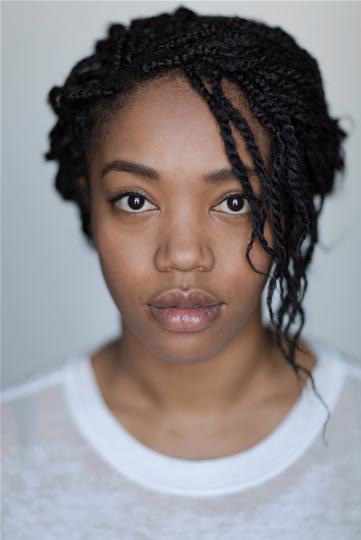 娜奥米·阿基 Naomi Ackie