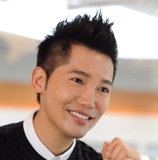 黄建东 Derek Wong