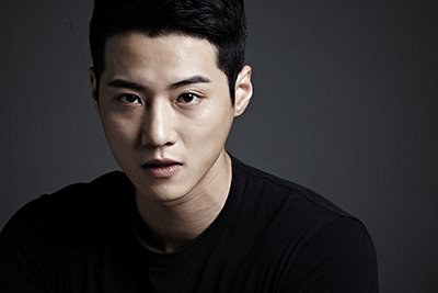 尹正日 Yoon Jeong-il