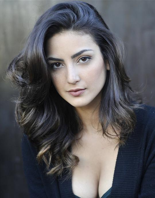 米达宁·拉希米 Medalion Rahimi