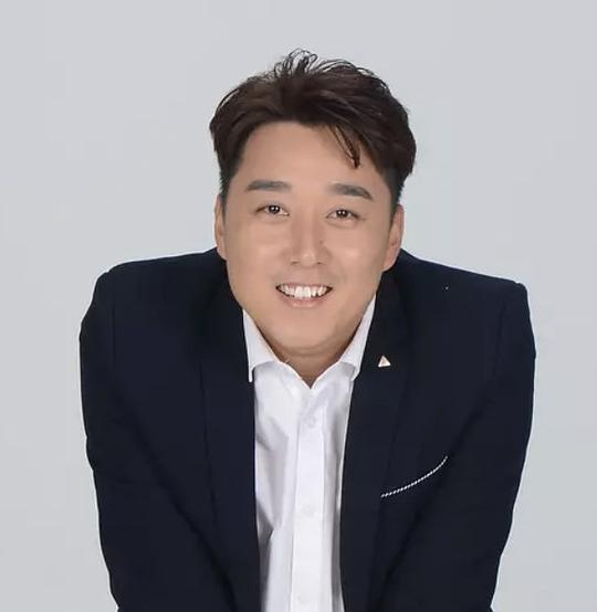 王明帅 Mingshuai Wang