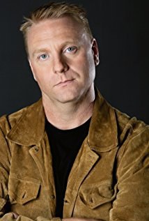 克里斯托弗·乔恩·贡博什 Christopher Jon Gombos