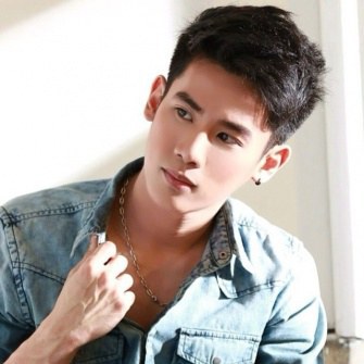 科恩·库纳提阿皮西里 Korn Khunatipapisiri