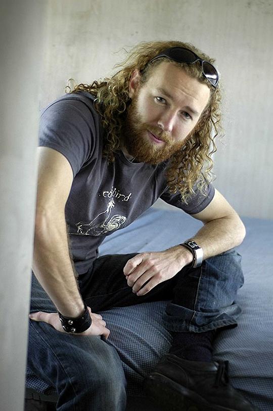 谢恩·安贝斯 Shane Abbess