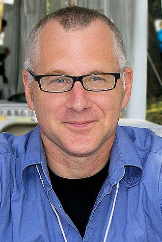 汤姆·佩罗塔 Tom Perrotta