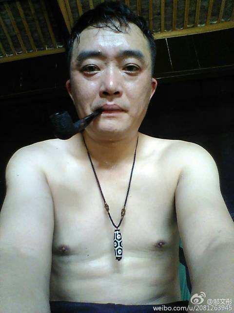 邹文彤 Wentong Zou
