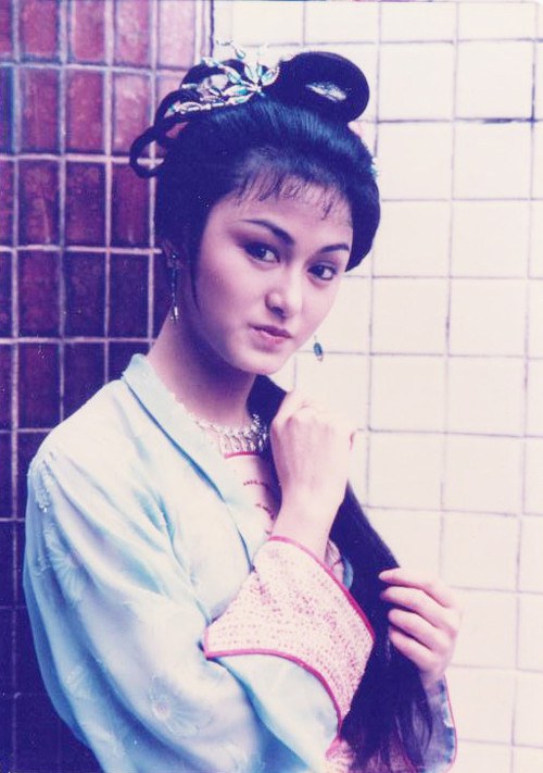 刘淑仪 Suk-yee Lau