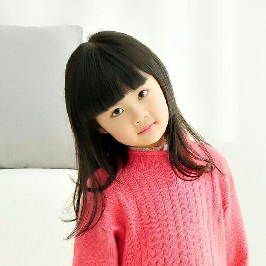 张馨月 Xinyue Zhang