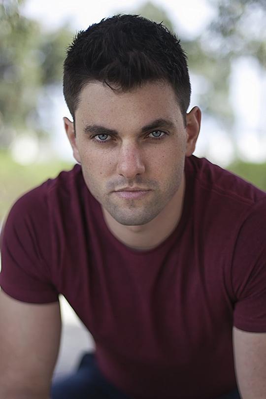 保罗·艾力卡 Paul Allica