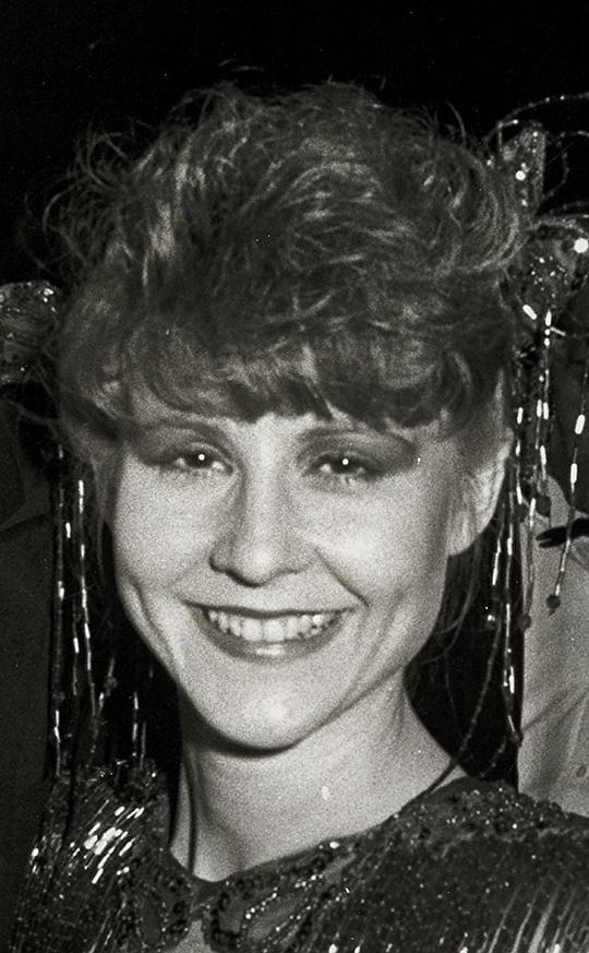 米娅·狄龙 Mia Dillon