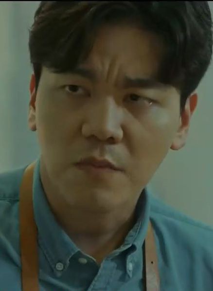 文钟一 Jong-il Moon