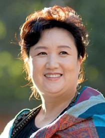 赵玲琪 Lingqi Zhao