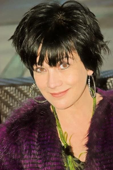 黛娅娜·欧特里 Dyana Ortelli