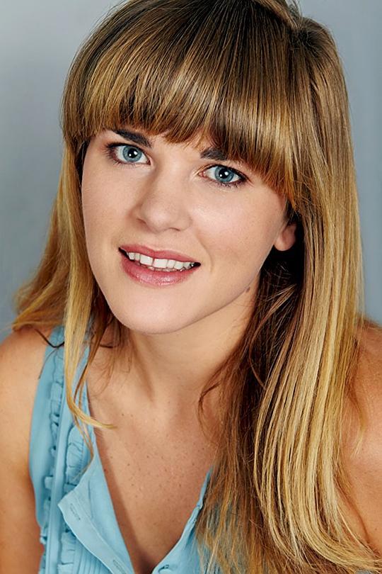 布列塔尼·安妮·伍德福特 Brittany Anne Woodford