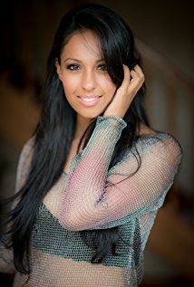 娅丝明·卡西姆 Yasmin Kassim