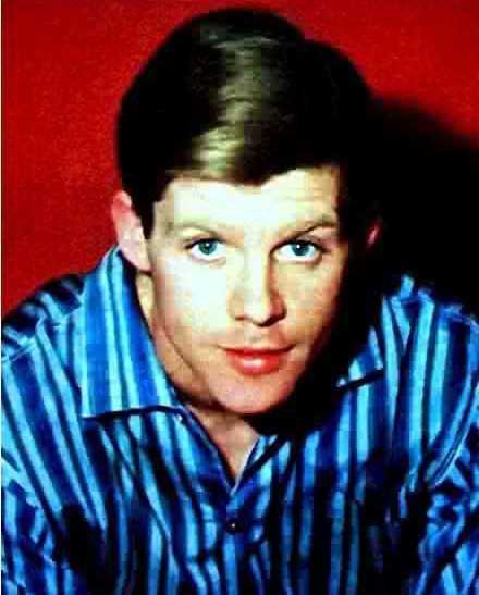 乔吉斯·伯乔利 Georges Poujouly