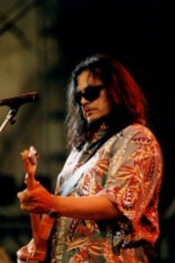 迪图·拉里瓦 Tito Larriva