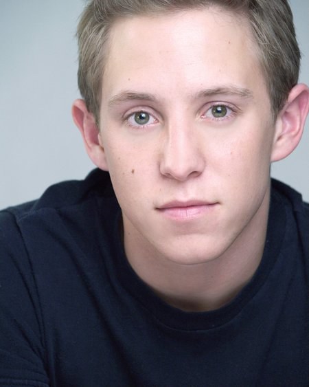 加斯·梅尔克利 Garth Merkeley