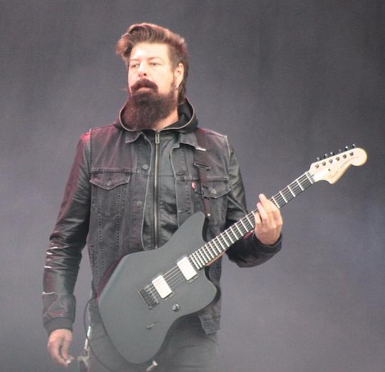 詹姆斯·鲁特 James Root