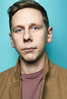 詹姆斯·伊莱斯 James Eeles