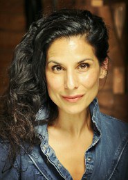 拉腊·萨迪克 Laara Sadiq