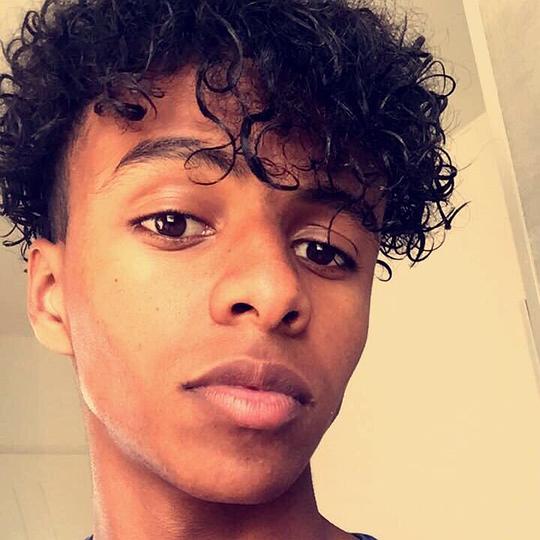 梅迪·图尔 Médhi Touré