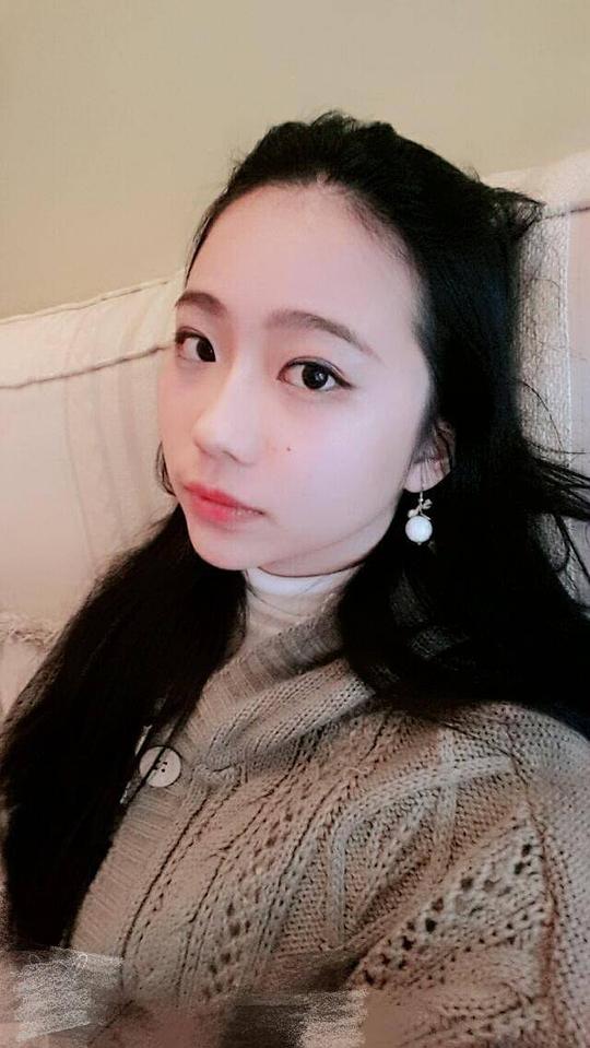 黄安仪 Anyi Huang