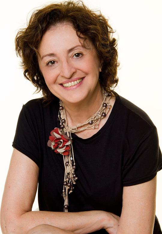 安娜·露西亚·托尔 Ana Lúcia Torre