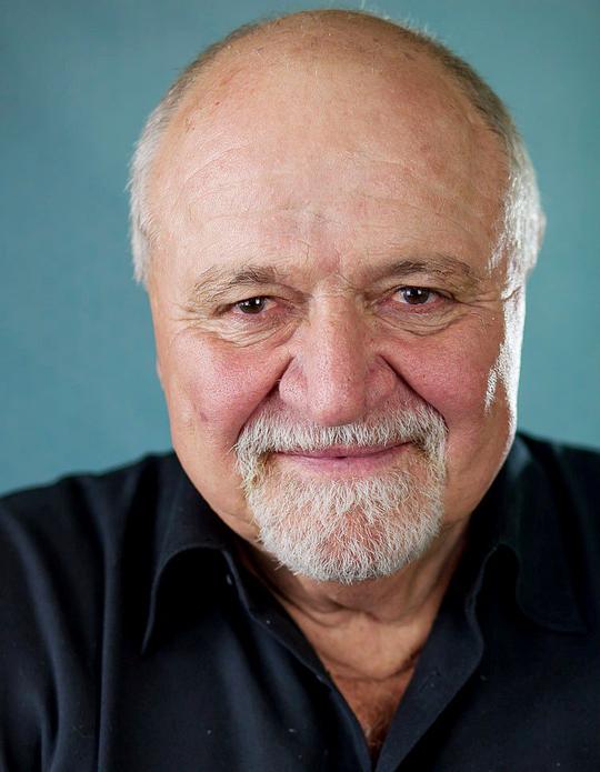 史蒂夫·艾斯汀 Steve Eastin