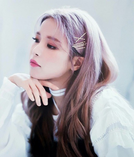 金容仙 Solar