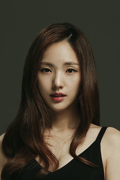 朴雅仁 Park Ah-in